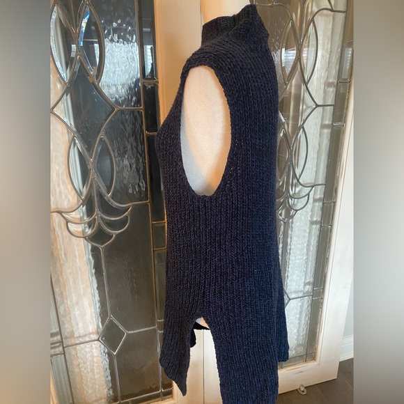 Ann Taylor Sweater - Picture 3 of 7